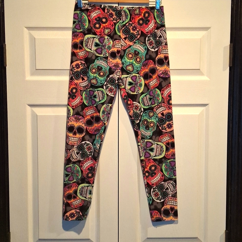 No Boundaries Sugar Skull Leggings